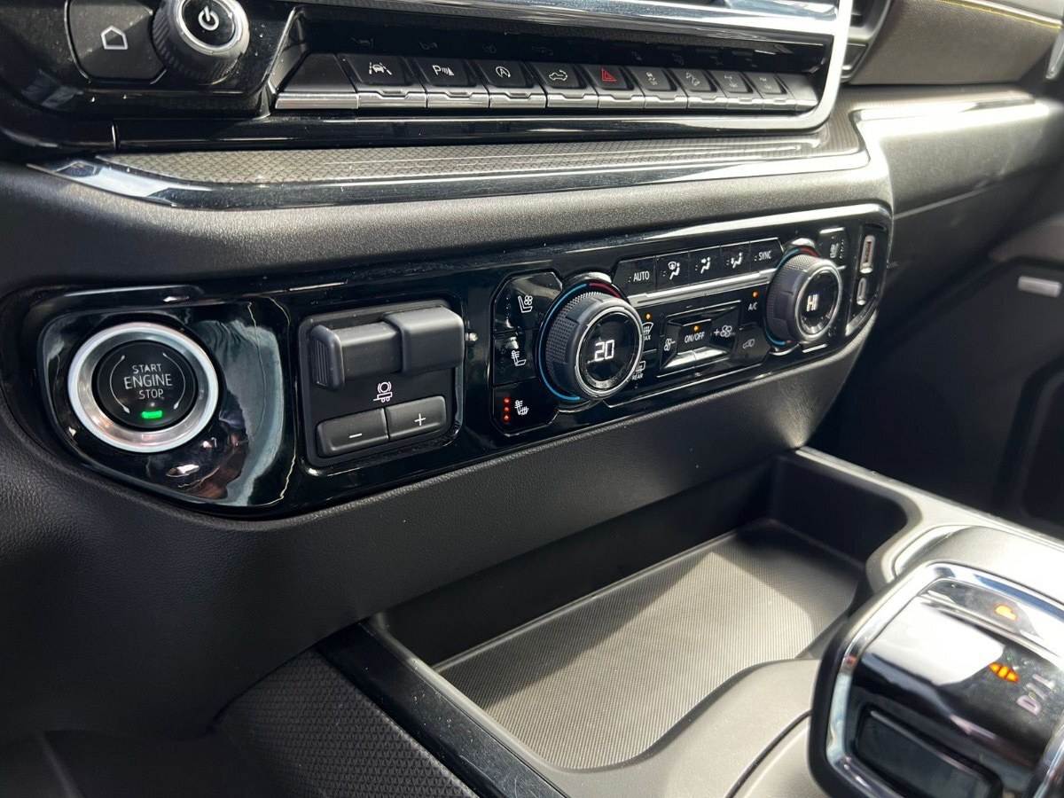 2025 Chevrolet Silverado ZR2 miniatura 14