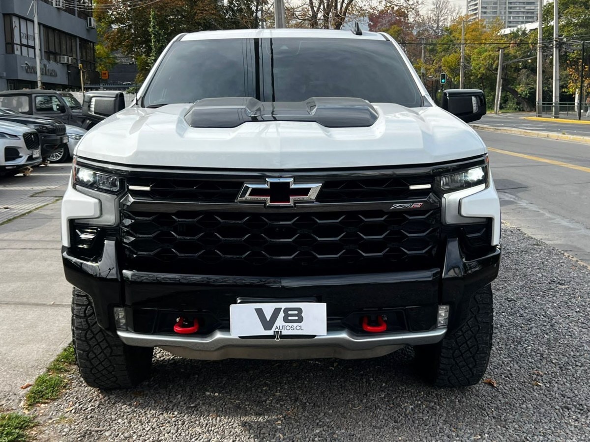 2025 Chevrolet Silverado ZR2 miniatura 2