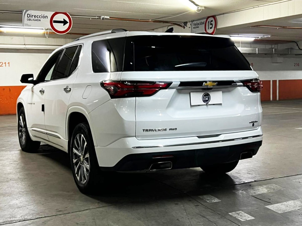2023 Chevrolet Traverse miniatura 3