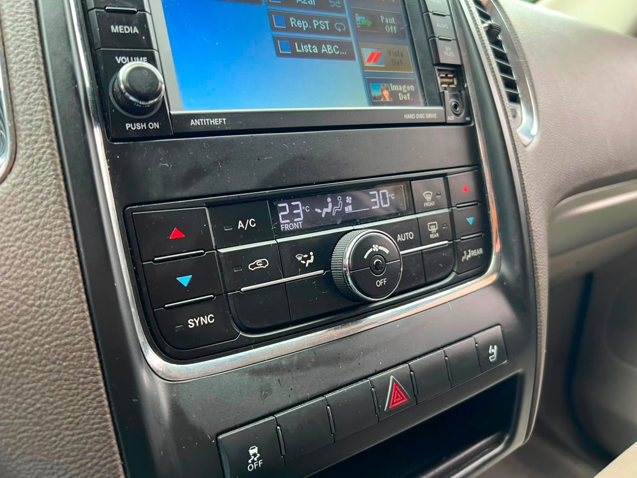 2012 Dodge Durango miniatura 15