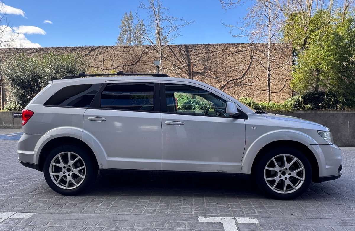 2012 Dodge Journey miniatura 7