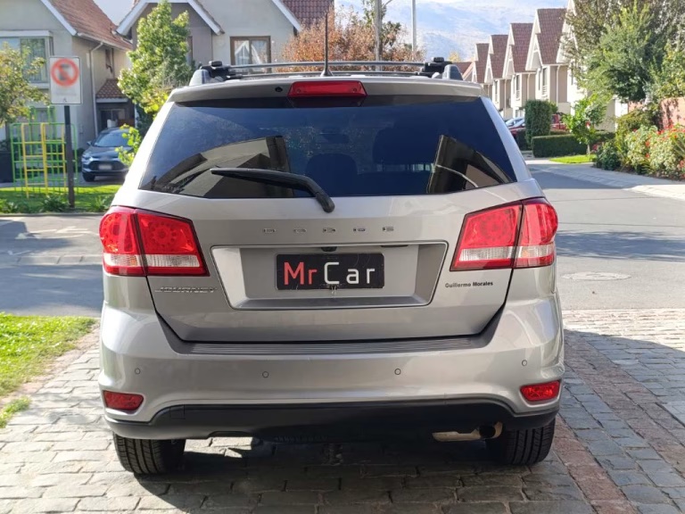 2019 Dodge Journey miniatura 5