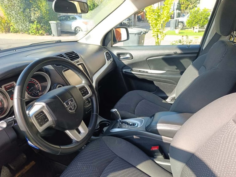 2019 Dodge Journey miniatura 6