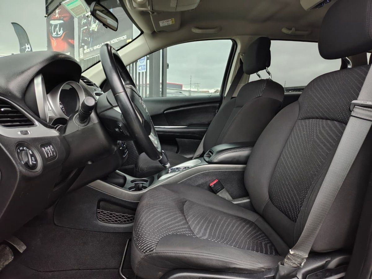 2019 Dodge Journey miniatura 10