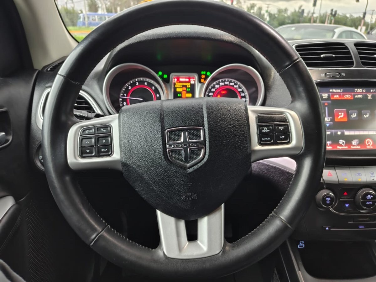 2019 Dodge Journey miniatura 13