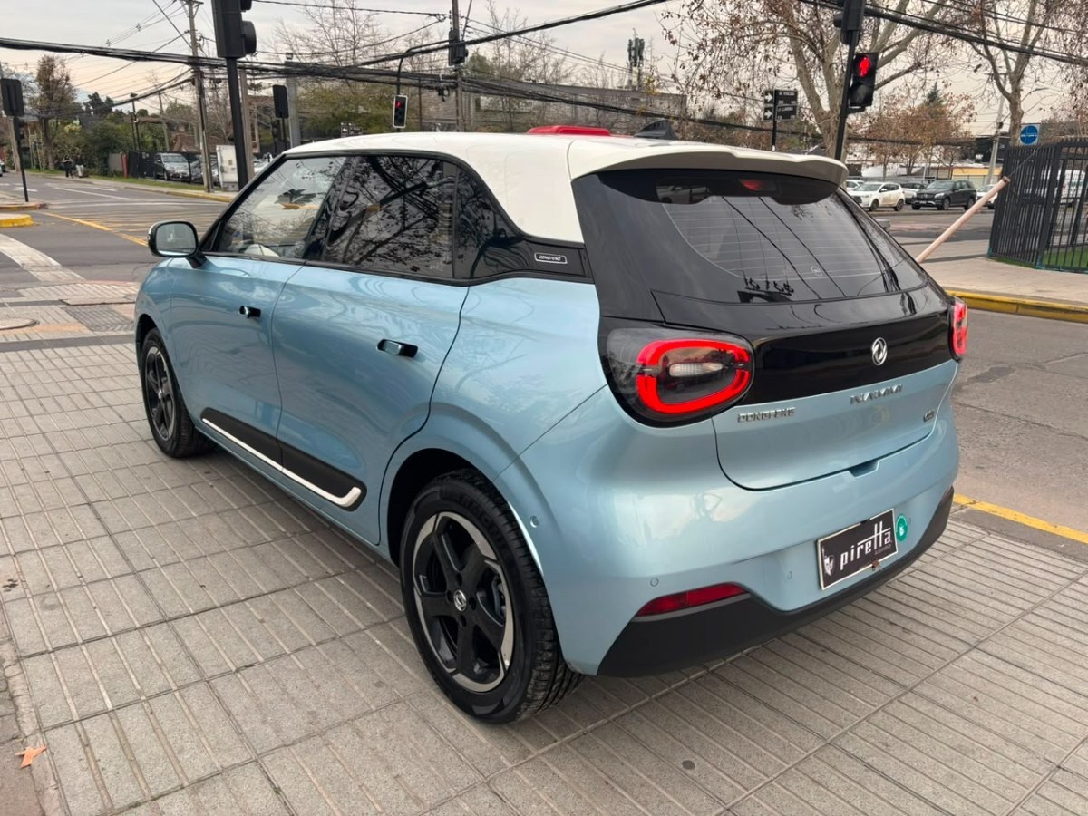 2025 Dongfeng Nammi 001 miniatura 4