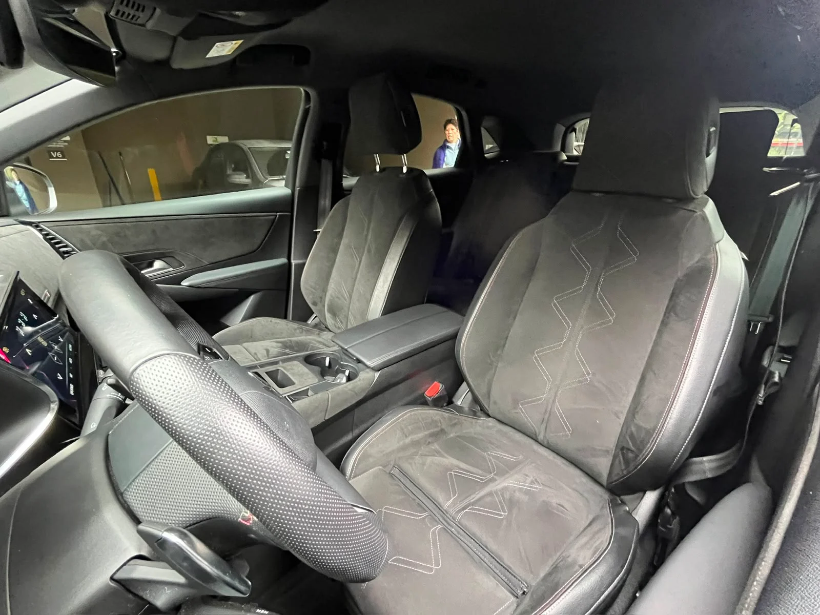 2022 DS 7 Crossback miniatura 11