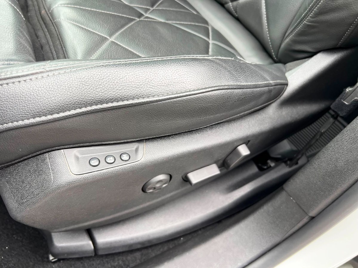 2023 DS Ds7 Crossback miniatura 20