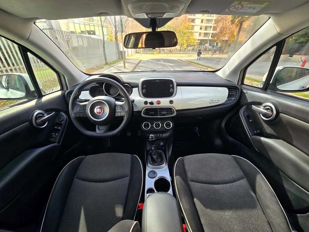 2019 Fiat 500X miniatura 12