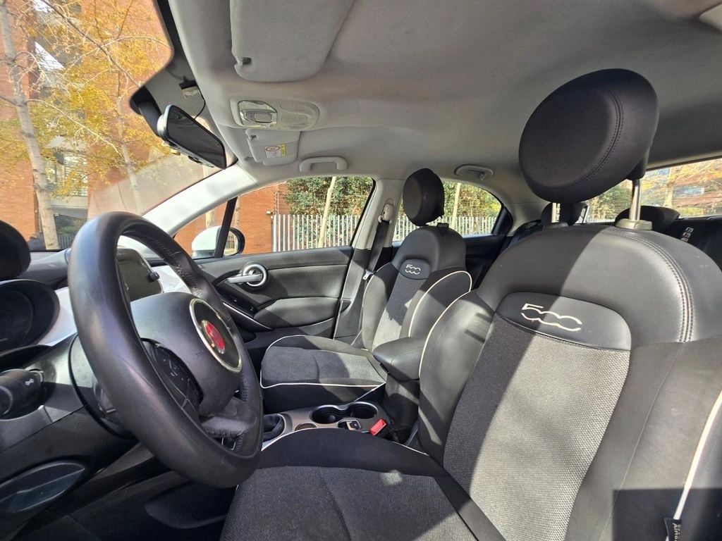 2019 Fiat 500X miniatura 9
