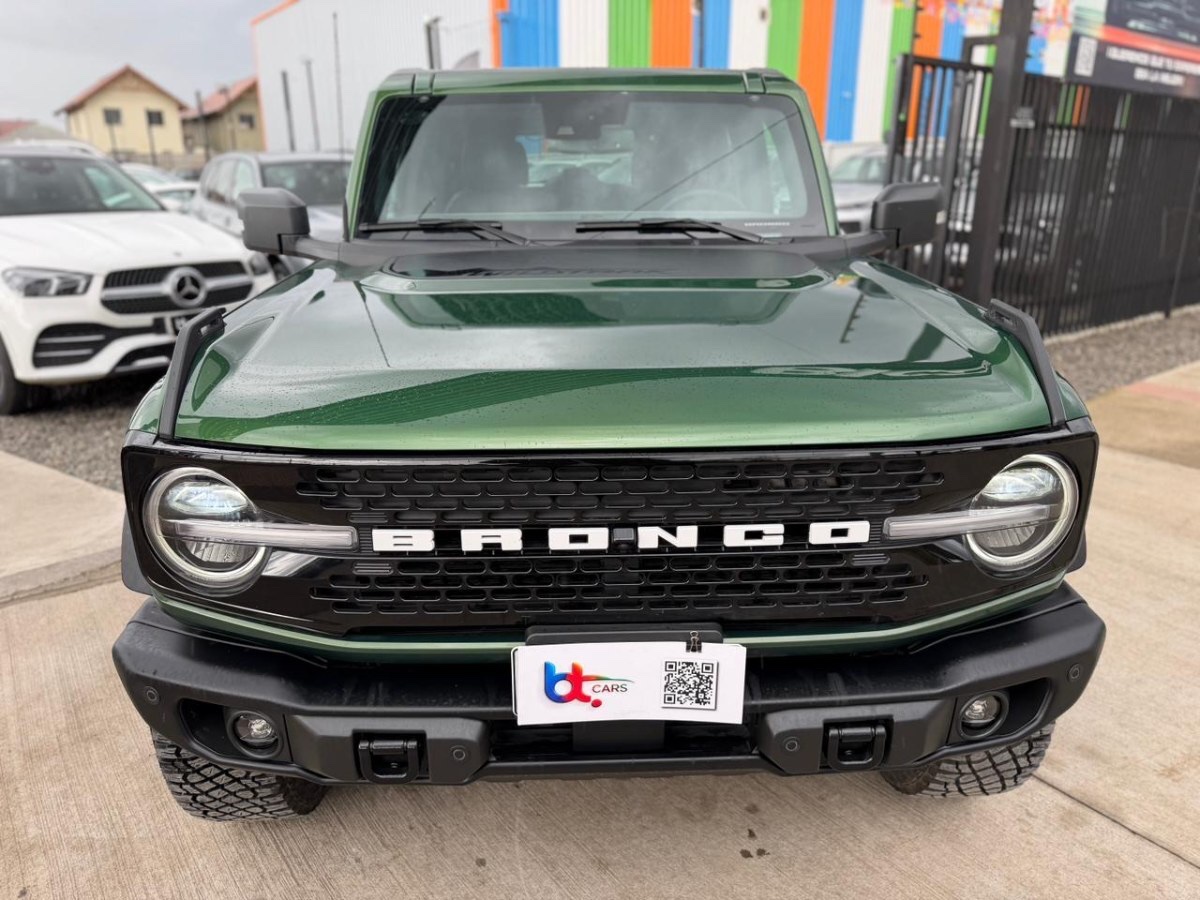 2025 Ford Bronco Wildtrak miniatura 2