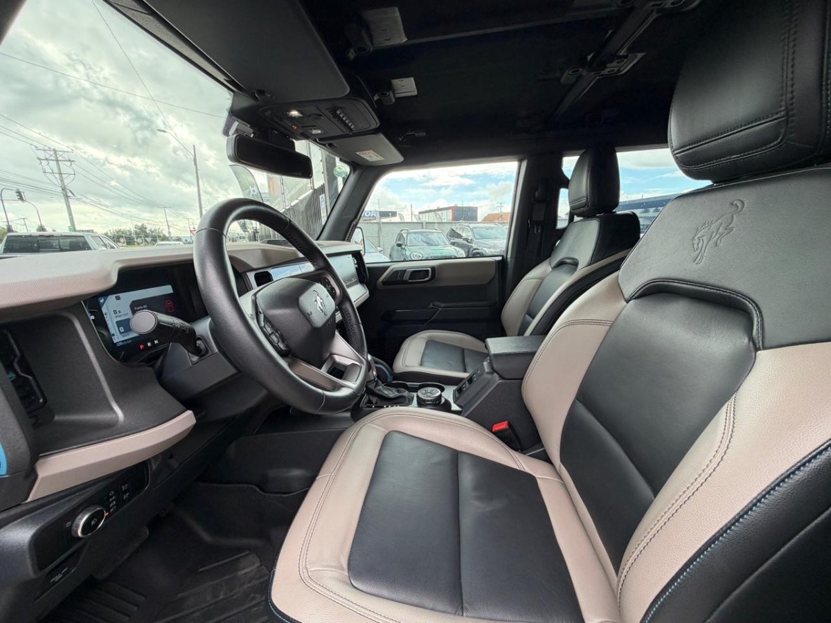 2025 Ford Bronco Wildtrak miniatura 7
