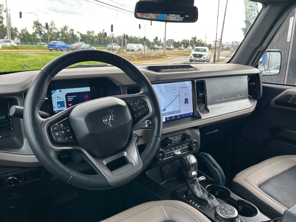 2025 Ford Bronco Wildtrak miniatura 8