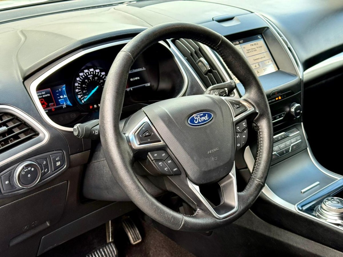 2020 Ford Edge SEL miniatura 7