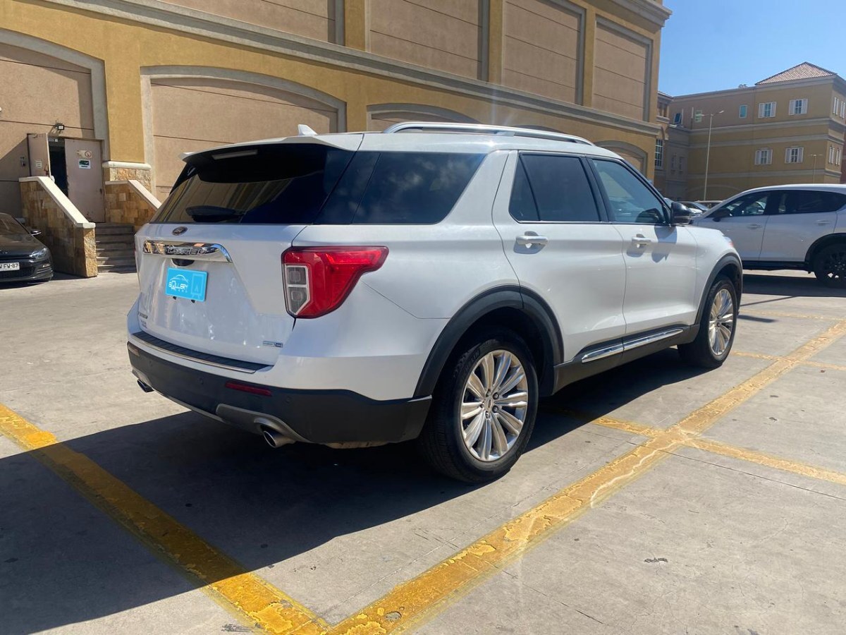 2023 Ford Explorer miniatura 4