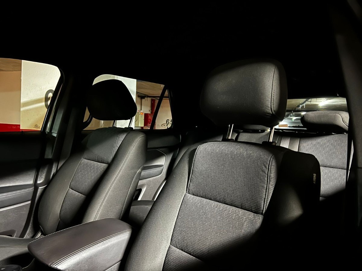 2013 Ford Explorer XLT miniatura 14