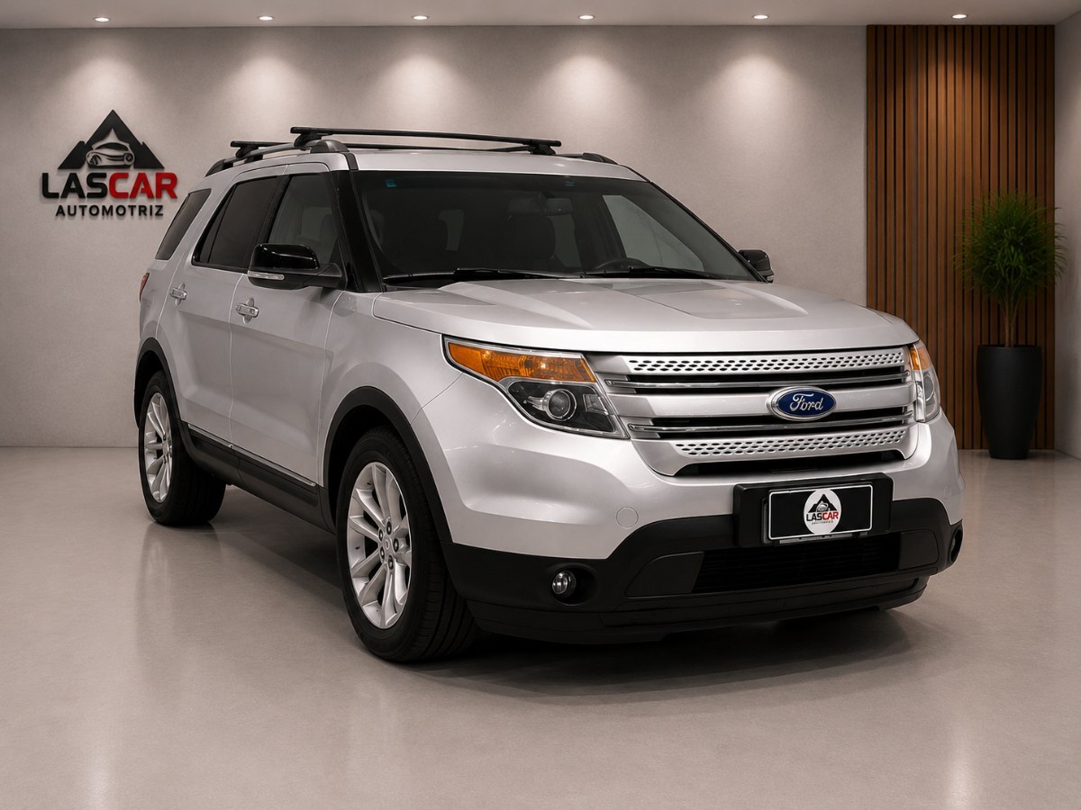 2013 Ford Explorer XLT miniatura 3