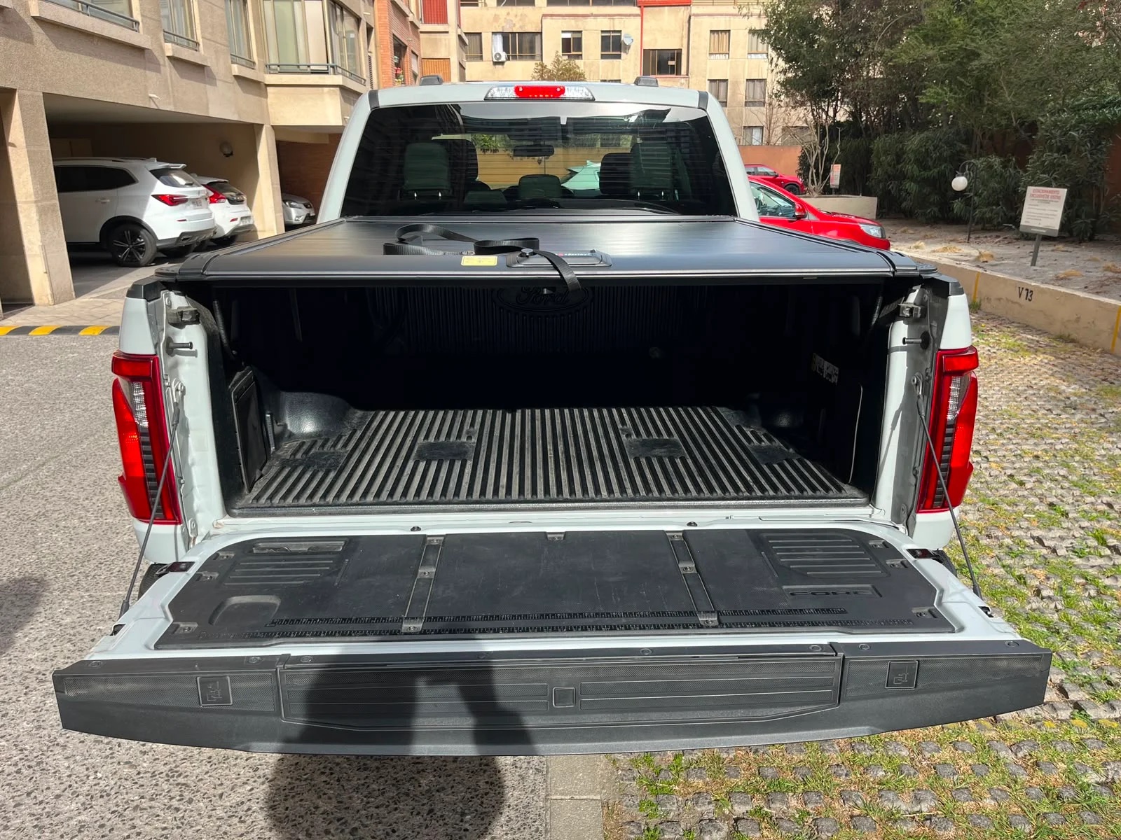 2025 Ford F-150 miniatura 11