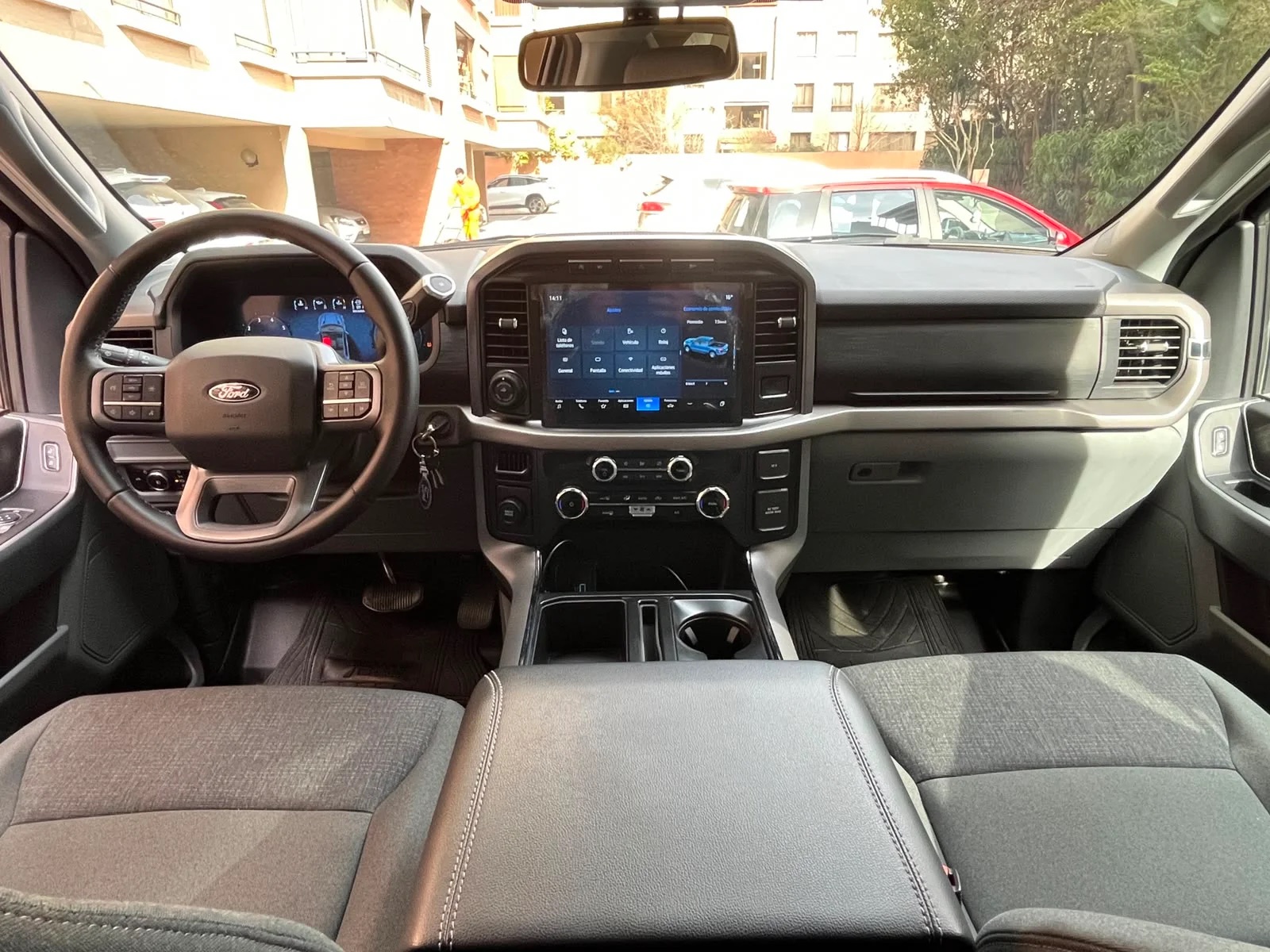 2025 Ford F-150 miniatura 12