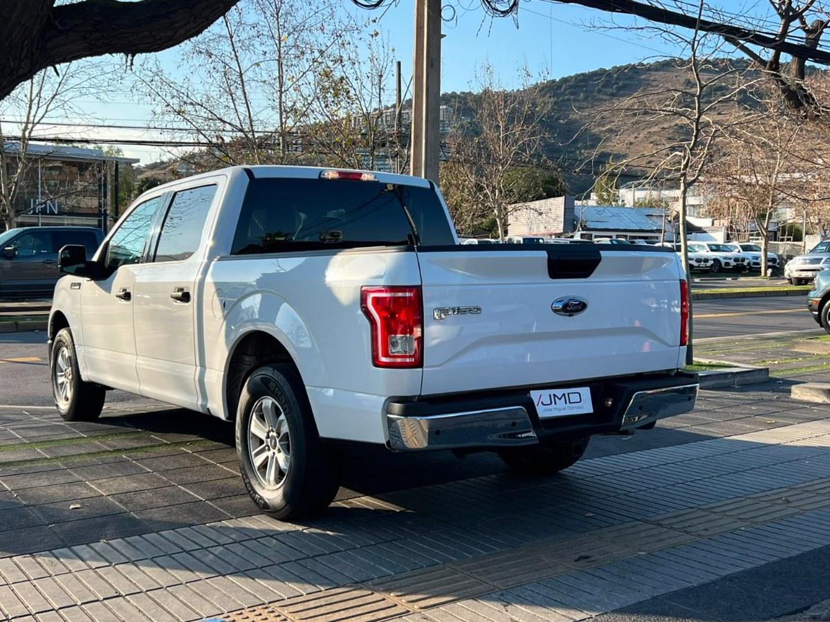 2017 Ford F-150 XLT miniatura 6