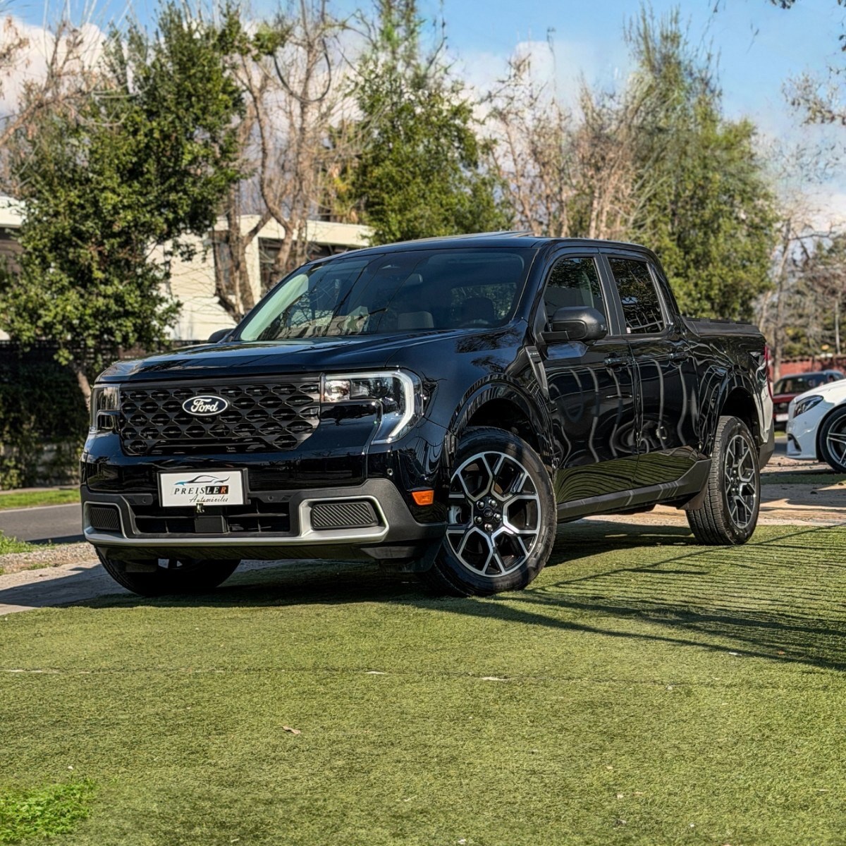 2025 Ford Maverick Lariat 4x4 Hibrido miniatura 3