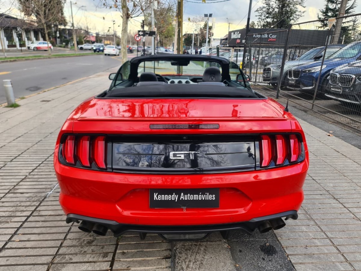 2023 Ford Mustang GT miniatura 15