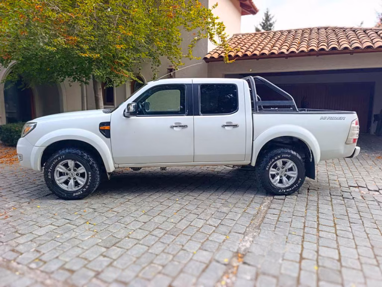 2012 Ford Ranger XLT miniatura 3