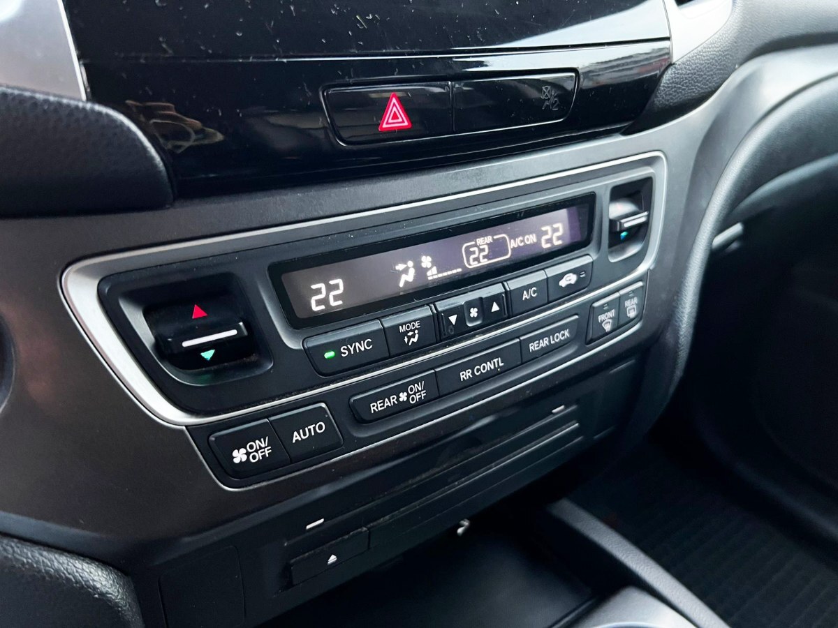 2018 Honda Pilot miniatura 11