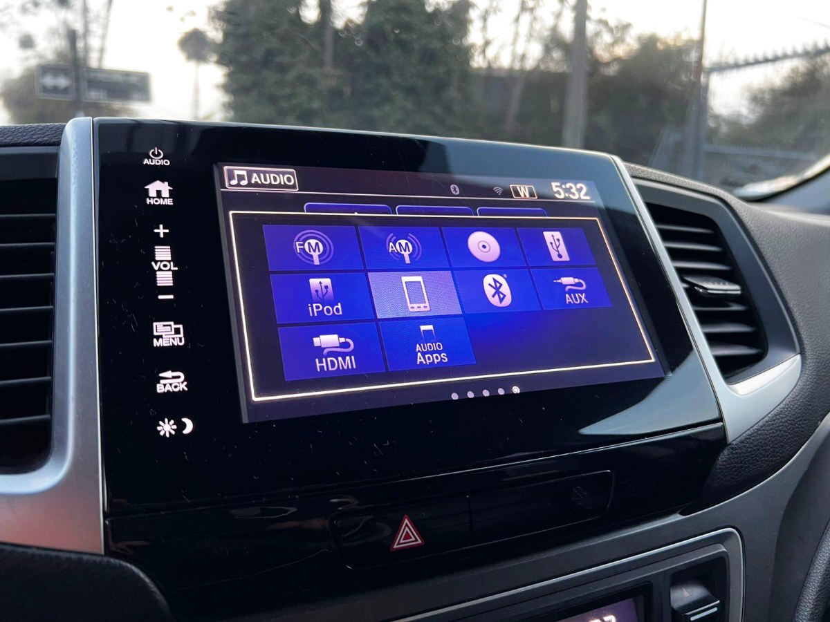 2018 Honda Pilot miniatura 9