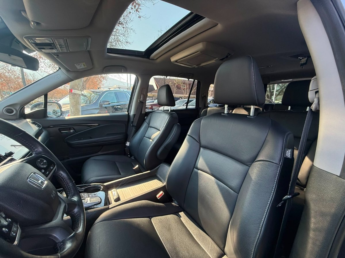 2022 Honda Pilot Elite miniatura 8