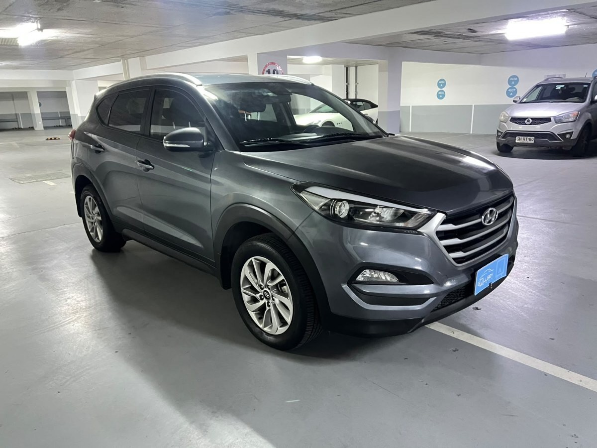 2017 Hyundai Tucson miniatura 2