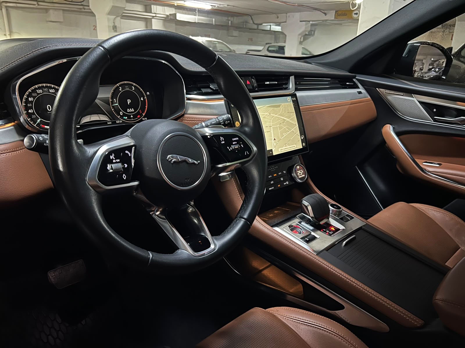 2024 Jaguar F-Pace miniatura 10