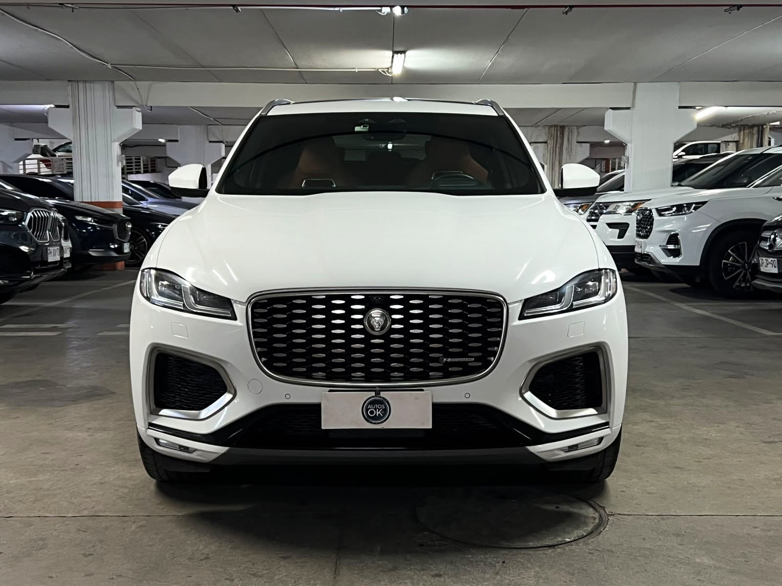 2024 Jaguar F-Pace miniatura 2