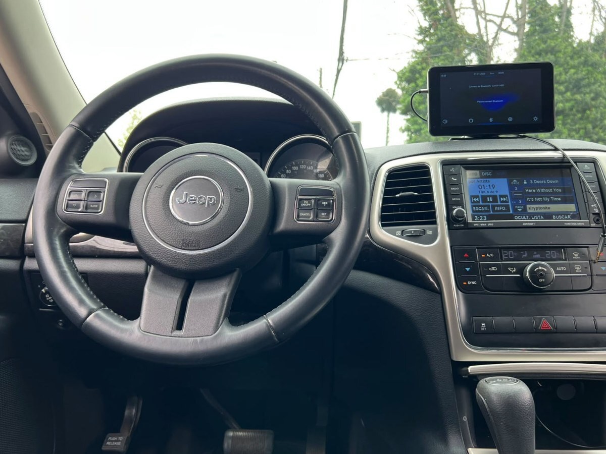 2011 Jeep Grand Cherokee miniatura 10