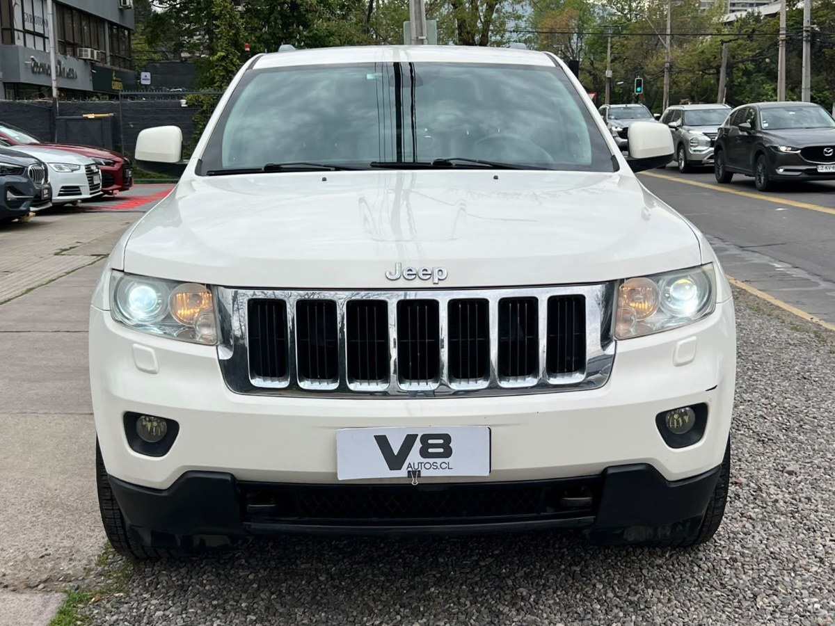 2011 Jeep Grand Cherokee miniatura 2