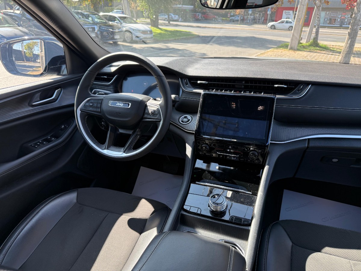 2024 Jeep Grand Cherokee Laredo miniatura 10