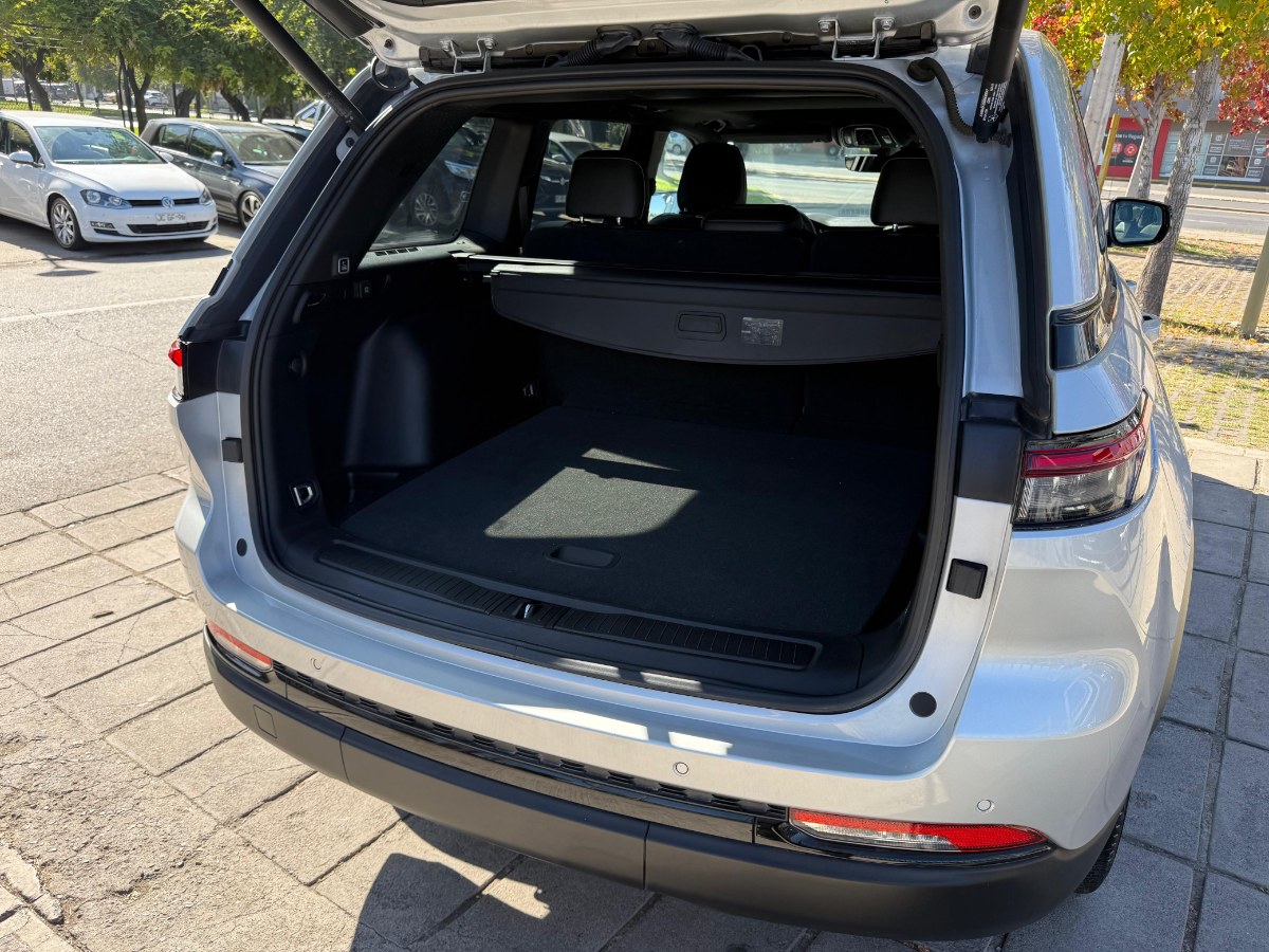 2024 Jeep Grand Cherokee Laredo miniatura 5