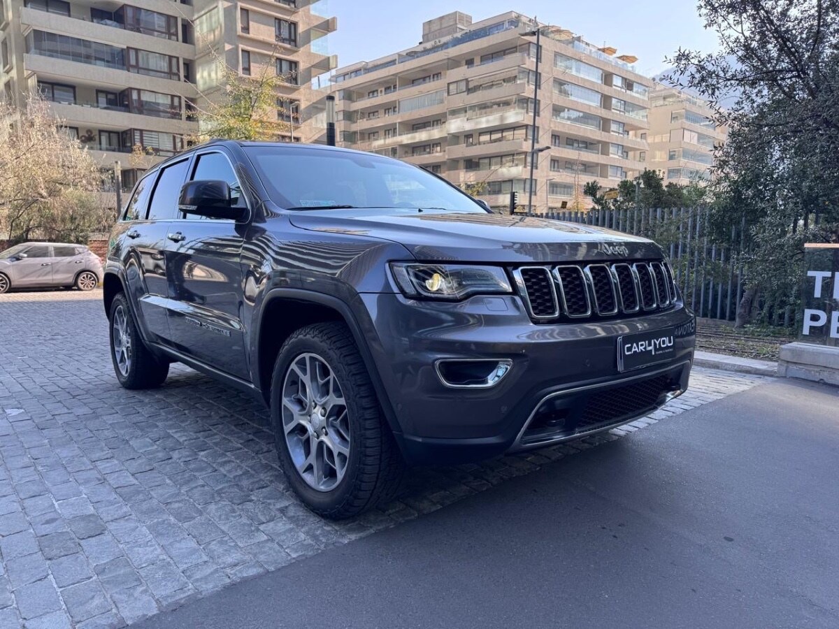 2022 Jeep Grand Cherokee Limited miniatura 3