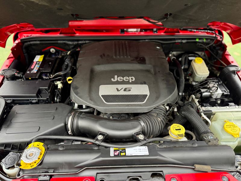 2016 Jeep Wrangler Sport miniatura 12