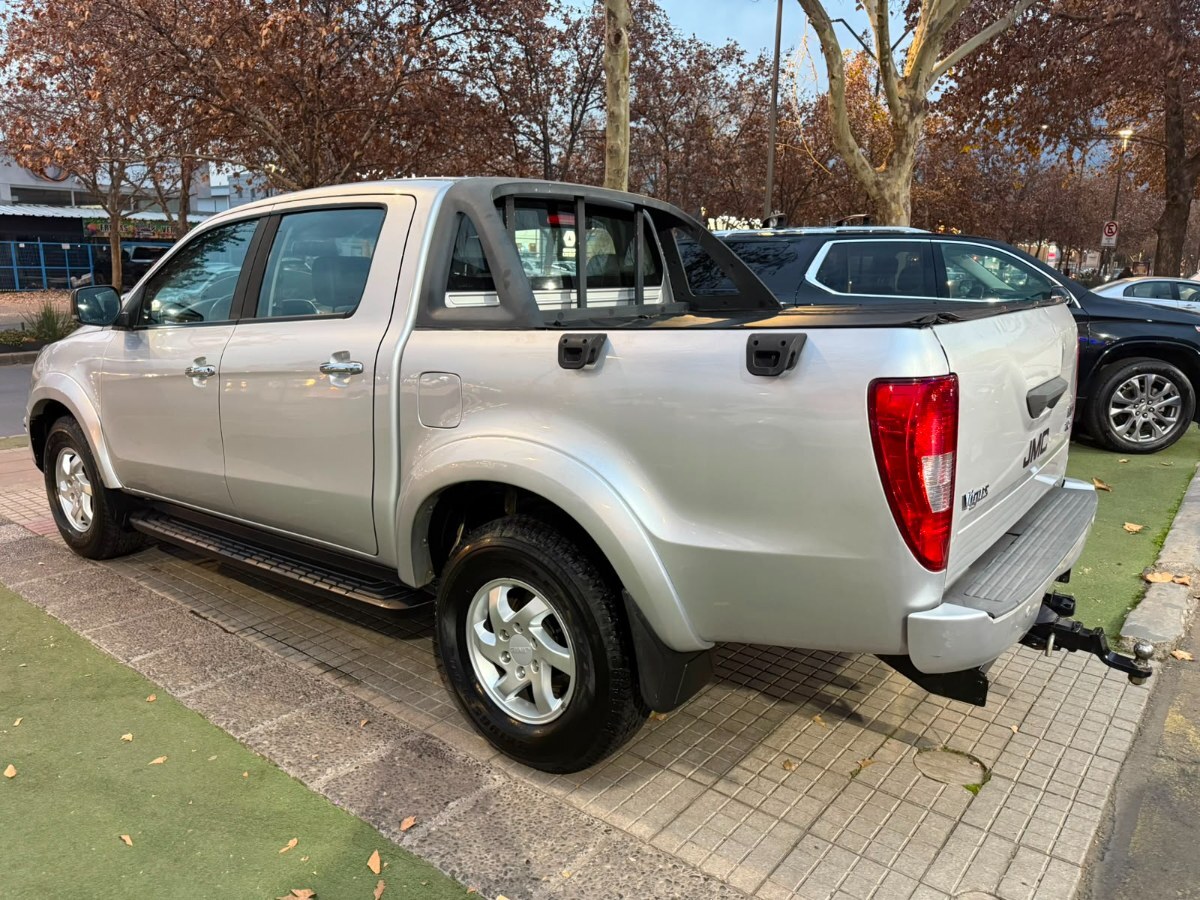 2020 JMC Vigus miniatura 5