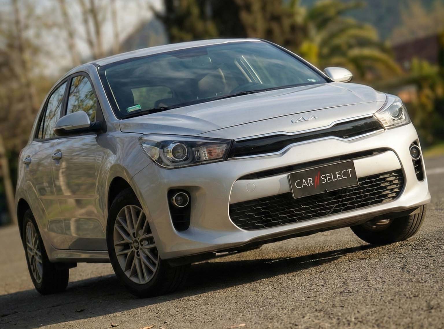 2022 Kia Rio 5 miniatura 2