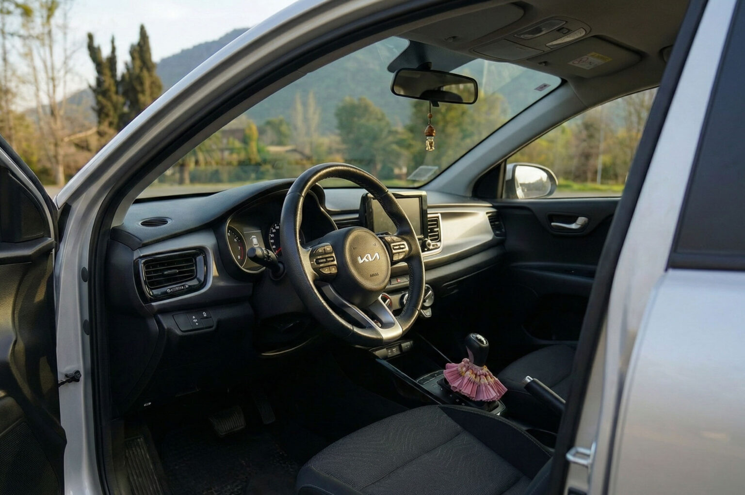 2022 Kia Rio 5 miniatura 8