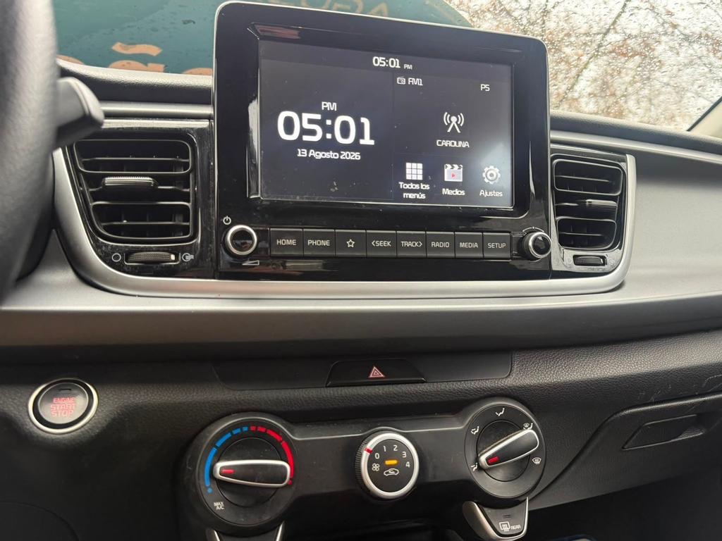 2022 Kia Rio 5 miniatura 15