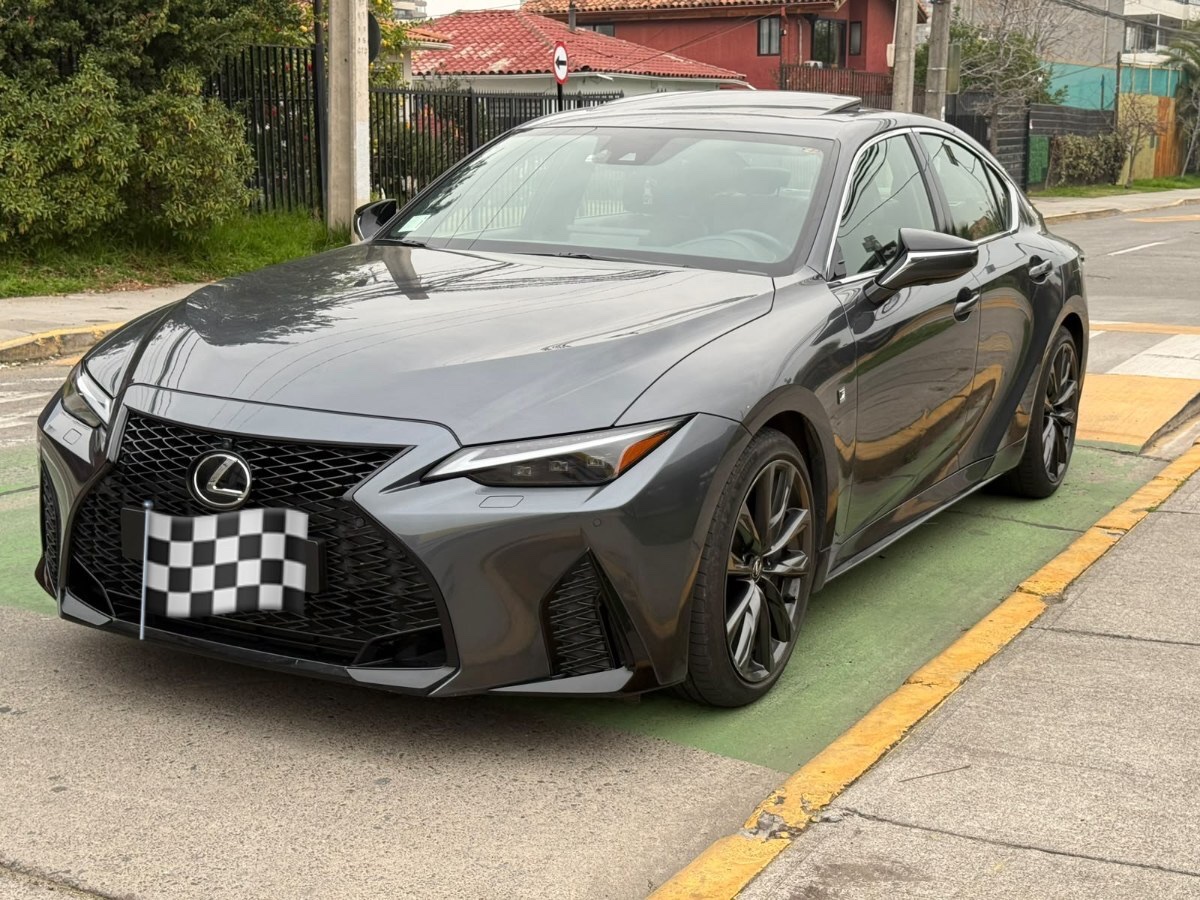 2024 Lexus IS 300 imagen 1