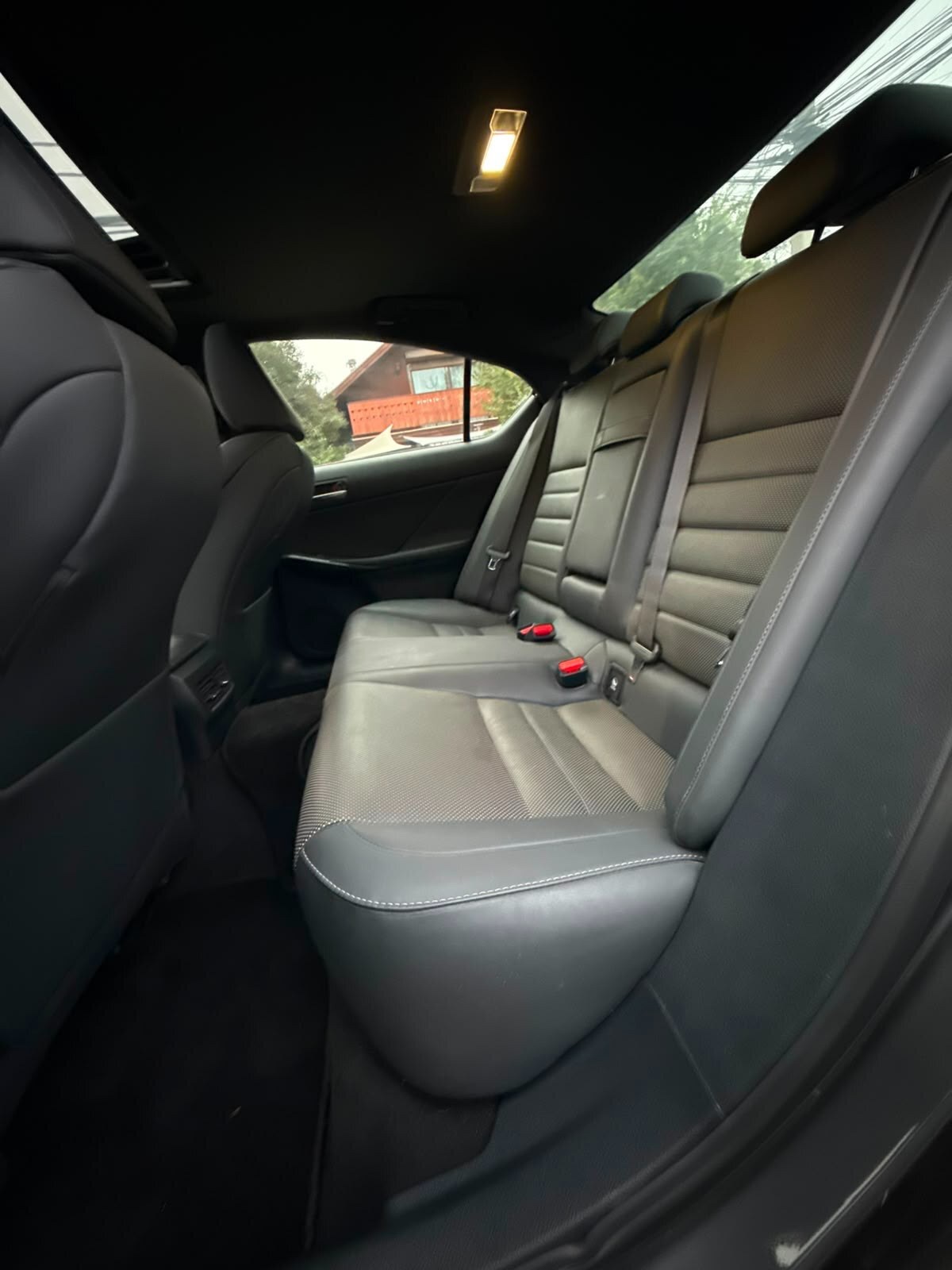 2024 Lexus IS 300 miniatura 15