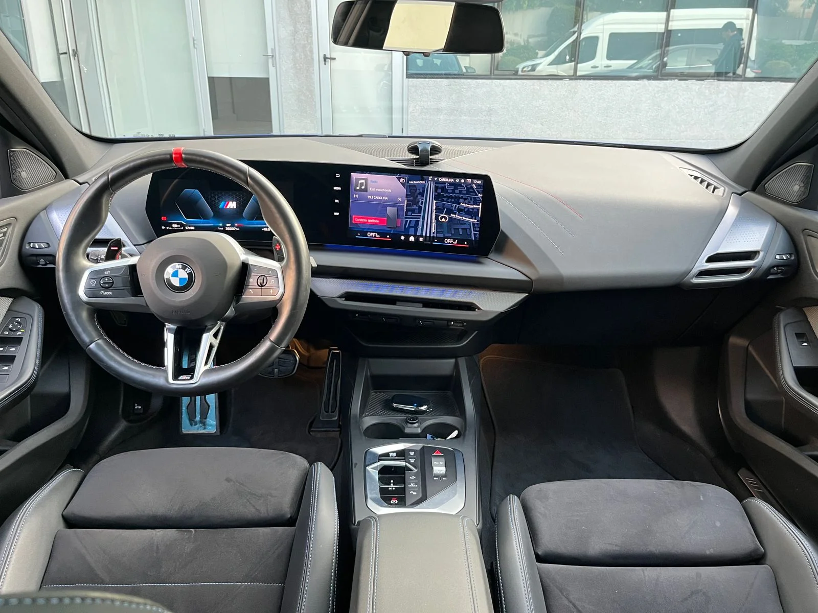 2025 BMW M135 miniatura 10