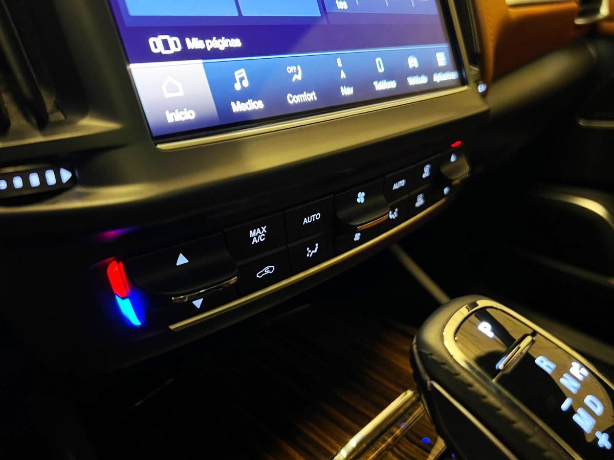 2023 Maserati Levante miniatura 20