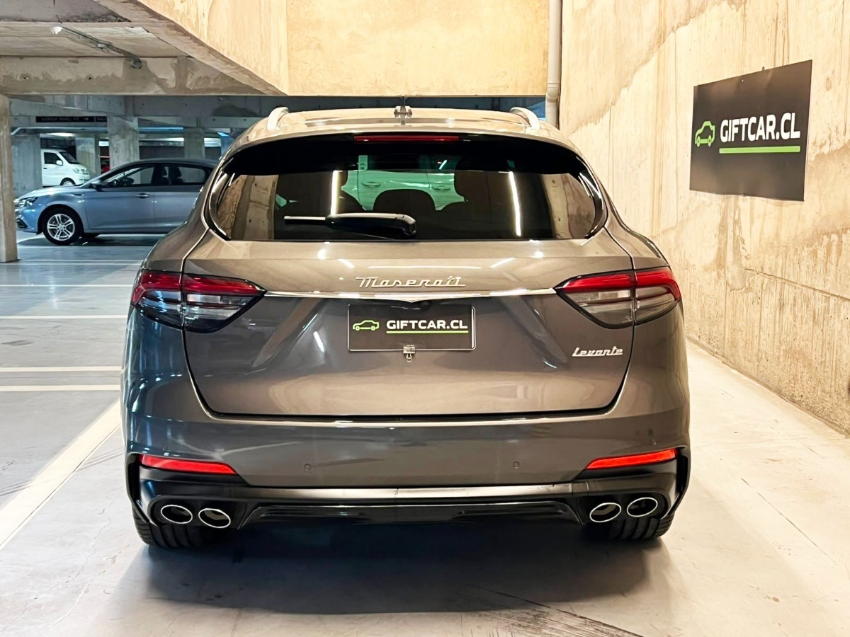 2023 Maserati Levante miniatura 5