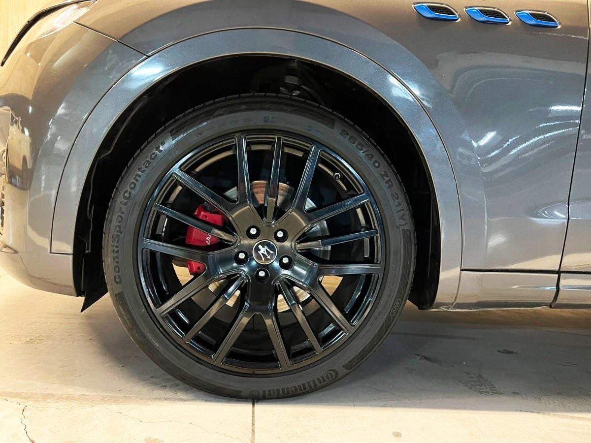 2023 Maserati Levante miniatura 9