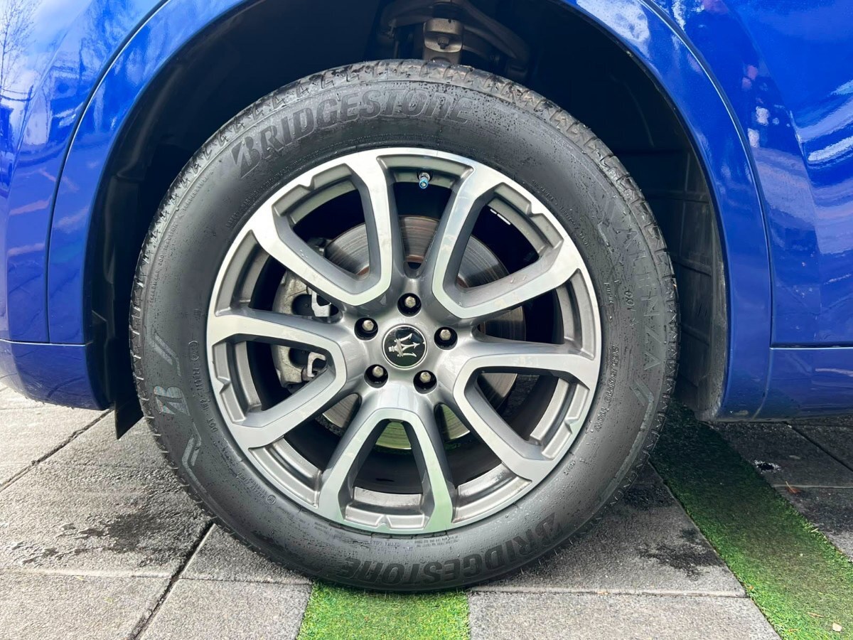 2023 Maserati Levante miniatura 10